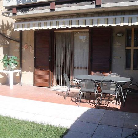 Apartment In Lazise - Gardasee 40851 Eksteriør billede