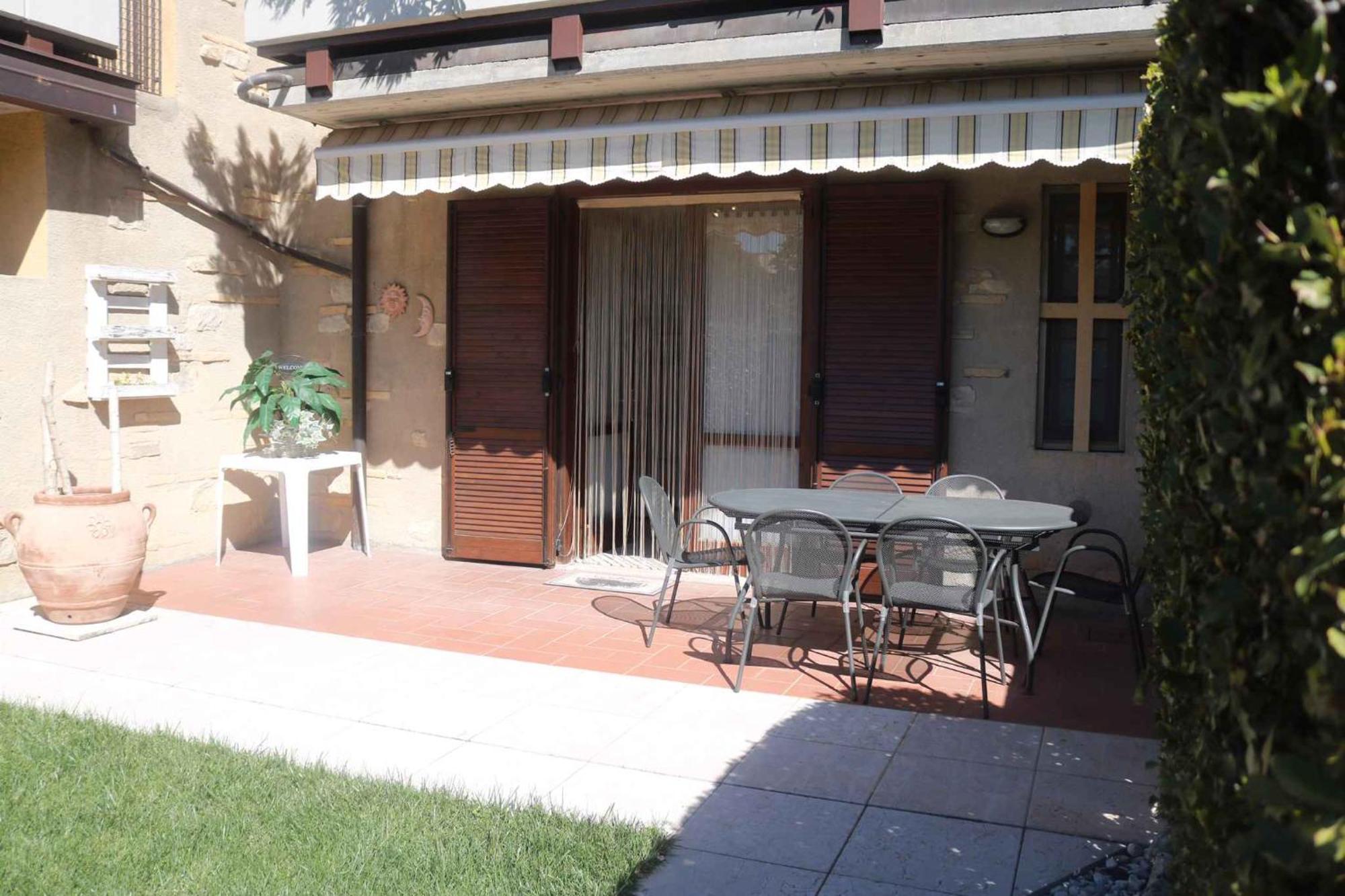 Apartment In Lazise - Gardasee 40851 Eksteriør billede